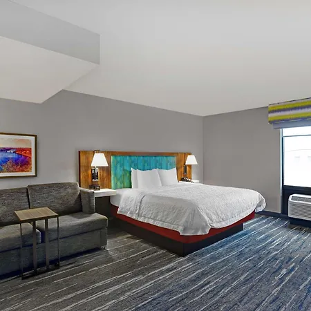 Hampton Inn Utica Exterior foto